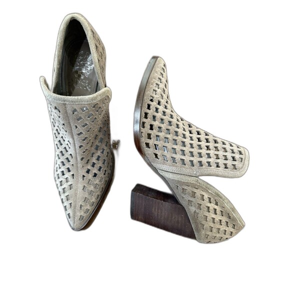 Taupe Suede Cutout Ankle Boots Pointed Toe Western Block Heel 8M Vince Camuto - Picture 1 of 11